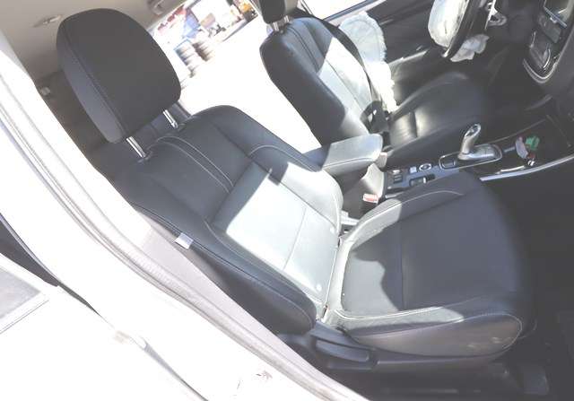 Sete foran høyre til Mitsubishi Outlander, 2015-->> (Type III, Fase 2)  