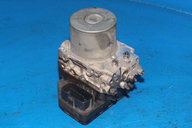 ABS sentral til Toyota RAV4, 2013-2015 (Type IV, Fase 1) (ADVICS|133800-0720)