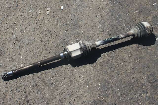 Drivaksel høyre foran, diesel/automat til BMW X3 2010-2017 (F25) (F25) (BMW|7 598 028|)
