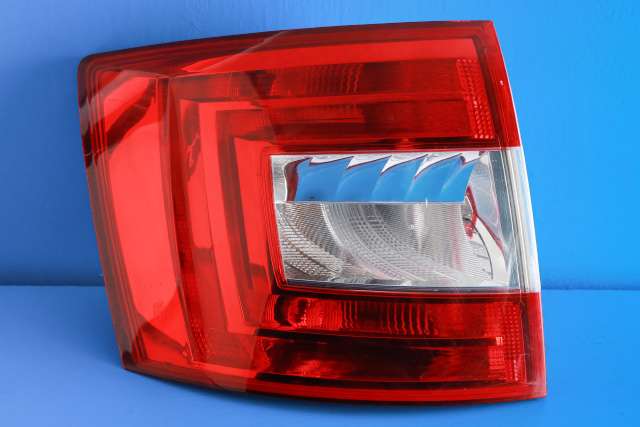Baklykt venstre til Škoda Octavia, 2013-2016 (Type III, Fase 1)  
