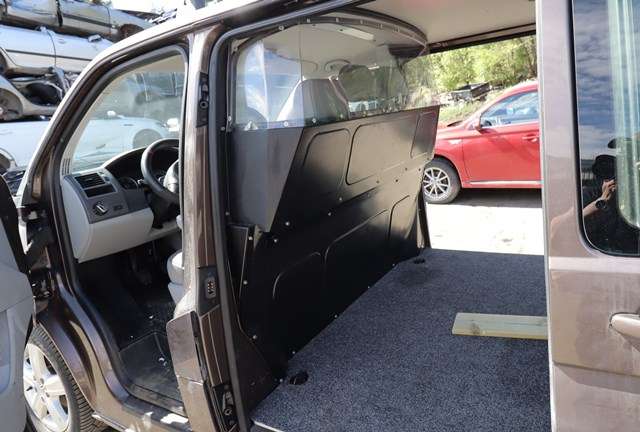 Skillevegg varebil til VW Transporter / Caravelle 2009-2015 (Fase 2) (T5) (T5) 