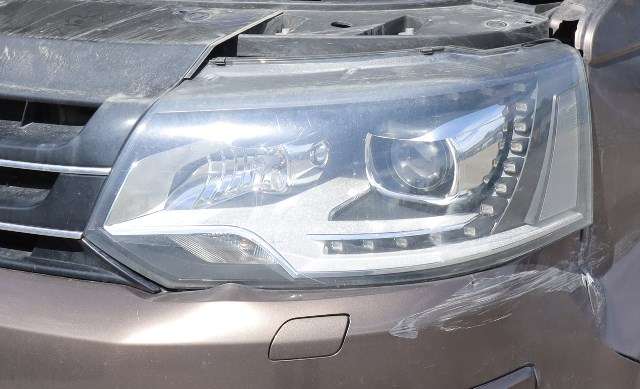 Frontlykt venstre xenon til VW Transporter / Caravelle, 2009-2015 (Fase 2) (T5) (T5) 