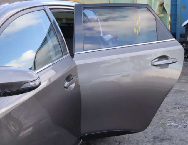 Dør venstre bak til Toyota Auris, 2015-2019 (Type II, Fase 2)