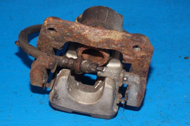 Bremsecaliper venstre bak til Toyota RAV4 2013-2015 (Type IV, Fase 1)  