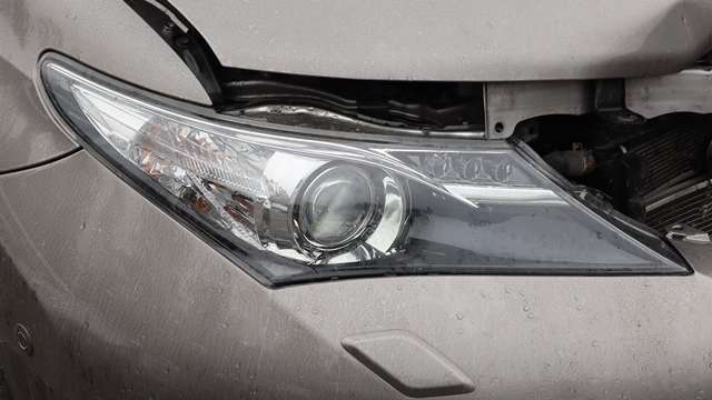 Frontlykt høyre halogen til Toyota Auris 2013-2015 (Type II, Fase 1)