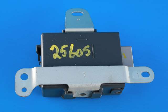 Styreenhet diverse til Toyota Land Cruiser 120 2002-2009  (TOYOTA|89111-60020|)