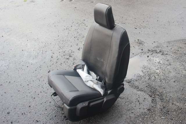 Sete foran venstre til Peugeot Expert 2016-->> (Type III)  