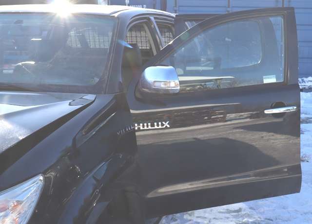 Dør venstre foran til Toyota Hilux, 2012-2016