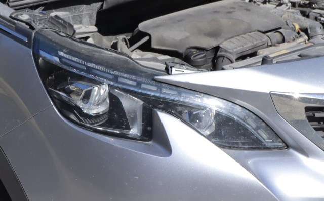 Frontlykt høyre full-LED til Peugeot 3008, 2016-->> (Type II)  (PEUGEOT|98 265726 80)