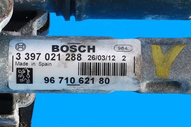Viskermotor frontrute komplett m/overføring til Peugeot 3008 2009-2016 (Type I)  (PEUGEOT|96 710621 80|96 710623 80|)