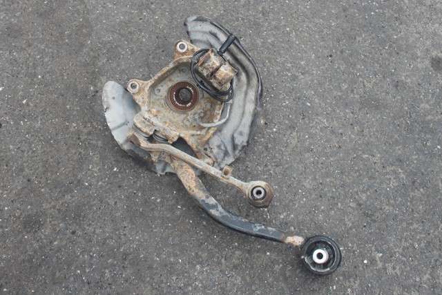 Hjulspindel venstre foran til BMW X3 2010-2017 (F25) (F25) 
