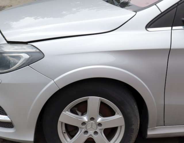 Skjerm venstre foran til Mercedes B-Klasse, electric drive, 2014-2018 (W242) (W242)
