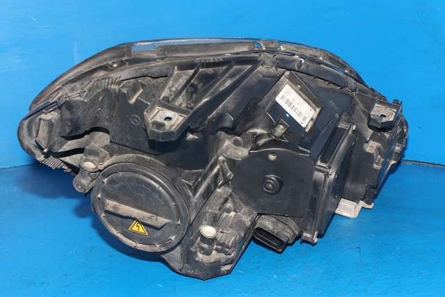 Frontlykt venstre xenon til Mercedes B-Klasse, electric drive 2014-2018 (W242) (W242) (MERCEDES|A 246 820 71 61|)