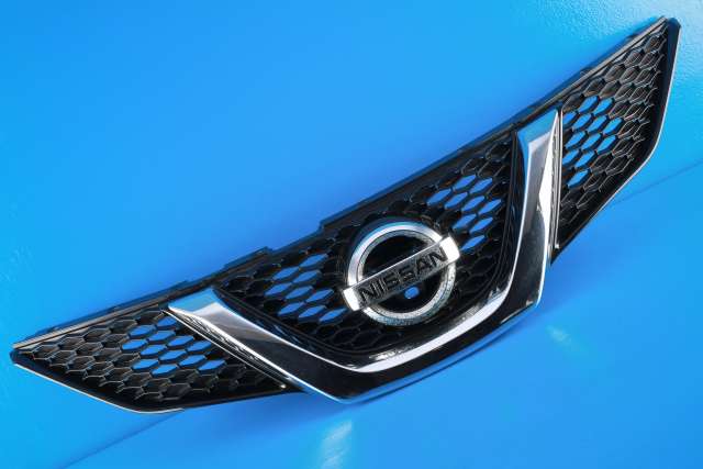 Grill til Nissan Qashqai, 2014-2021 (Type II)  