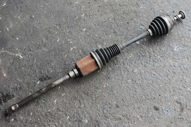 Drivaksel høyre foran, diesel/automat til BMW 5-Serie, 2010-2017 (F10/F11) (F10/F11) 