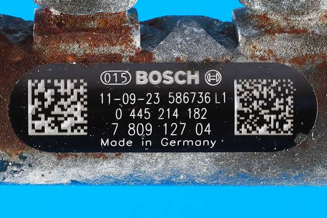 Dyseskinne (fuelrail) til BMW X1 2009-2015 (E84) (E84) (BOSCH|0 445 214 182|7 809 127|)