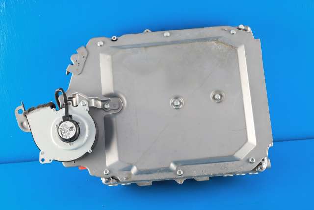 Batterilader (OBC - On Board Charger) til Toyota RAV4 2019-->> (Type V) (TOYOTA|G9090-42060|)