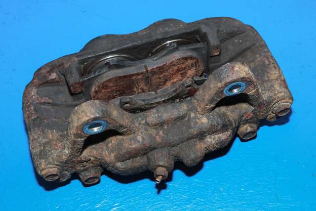 Bremsecaliper venstre foran til Toyota Land Cruiser 120 2002-2009  