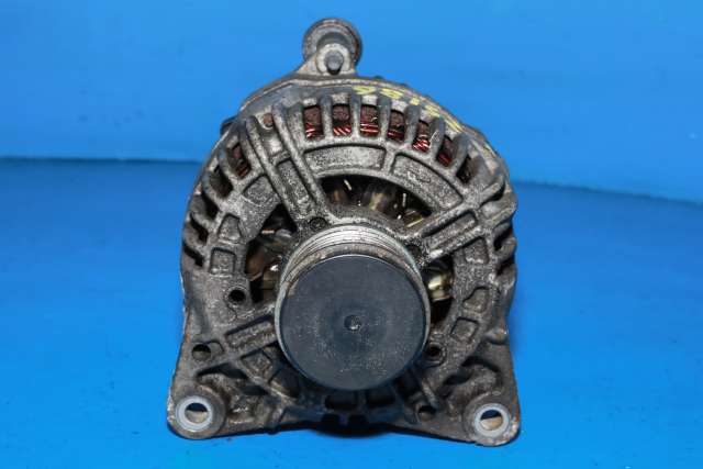 Dynamo diesel til Nissan Juke 2010-2014 (Fase 1) (BOSCH|0 124 525 140|8200 728292D. 14 VOLT - 150 AMP|)