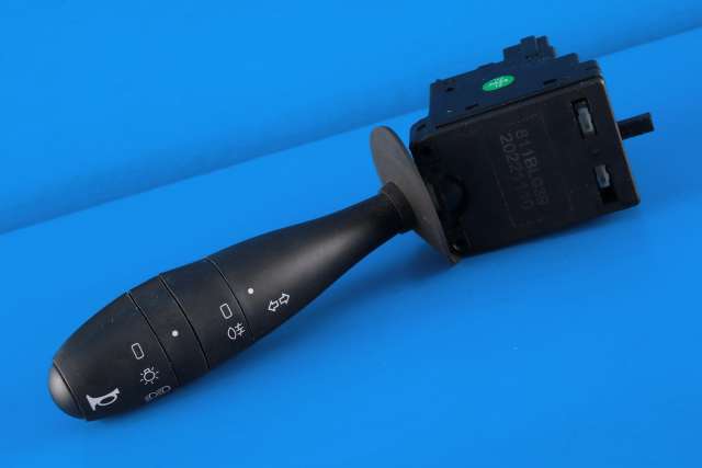 Bryter blink til Mopedbil Aixam, 0-->> (AIXAM|811BL039)