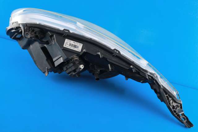 Frontlykt høyre halogen til Peugeot 208 2012-2019 (Type I) (PEUGEOT|98 022216 80|)