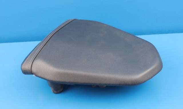 MC, Sal/sete, bakre til MC Honda CB125R 2018-->>  (HONDA|77300-K98-E000|)