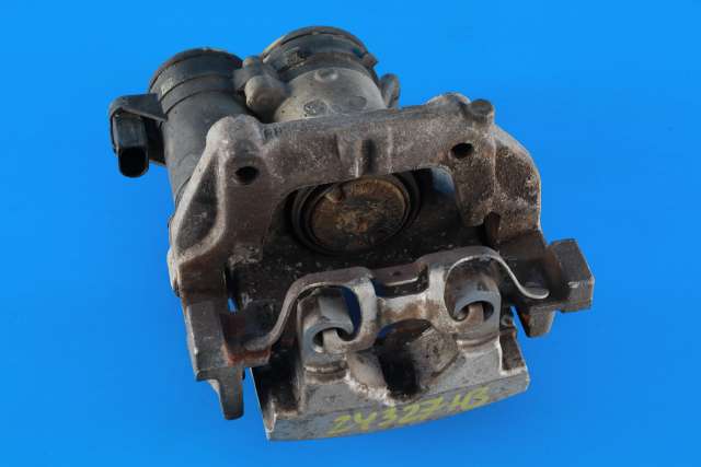 Bremsecaliper høyre bak, elektrisk til Mercedes GLC 2015-2022 (X253) (X253) (MERCEDES|A 253 423 10 98|)
