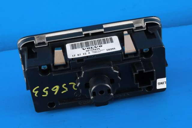 Bryter lys til Volvo V40 2012-2019 (VOLVO|30739425|)