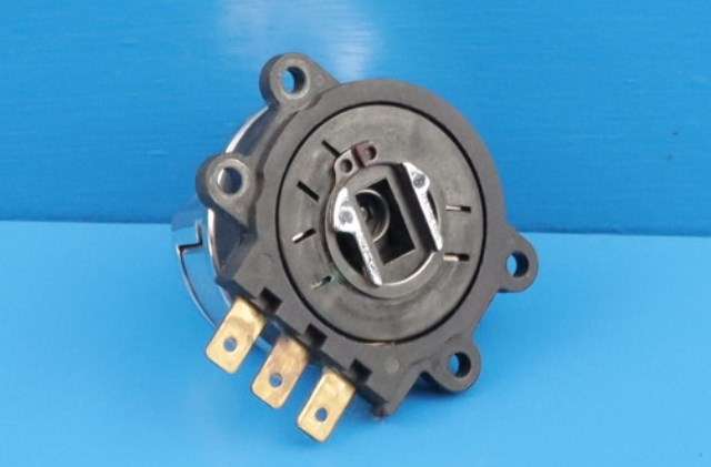 MC, Bryter diverse til MC Harley-Davidson FXSTD Softail Deuce 0-->> (HARLEY|71313-96A|)