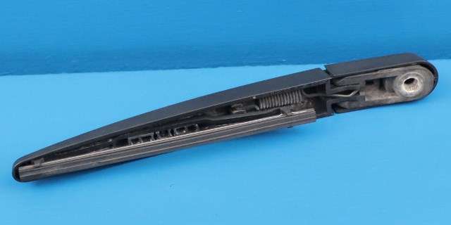 Viskerarm bakrute til Mopedbil Ligier JS50 2015-2024 (Type I)  