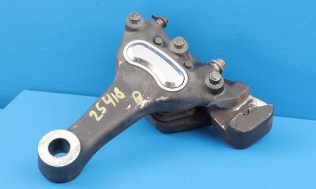 MC, Bremsecalipp bak til MC Harley-Davidson FXSTD Softail Deuce 0-->> (HARLEY|44016-00D|)