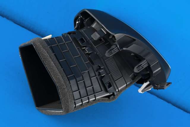 Dashbord friskluftdyse høyre til Hyundai Tucson 2015-2020 (HYUNDAI|97490-D7AB0|)