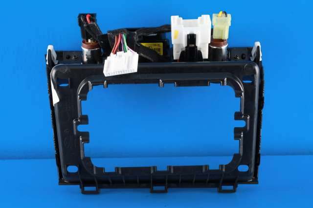 Dashbord diverse til Hyundai Tucson 2015-2020  (HYUNDAI|84630-D7AD0|)