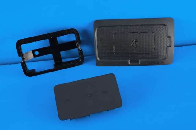 Dashbord trådløs mobillader til Hyundai Tucson 2015-2020 (HYUNDAI|95560-D3000|)