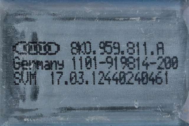 Ruteheis, kun motor, venstre bak til Audi A4, Allroad 2009-2016 (Type I) (B8) (B8) (VAG|8K0 959 811 A|)