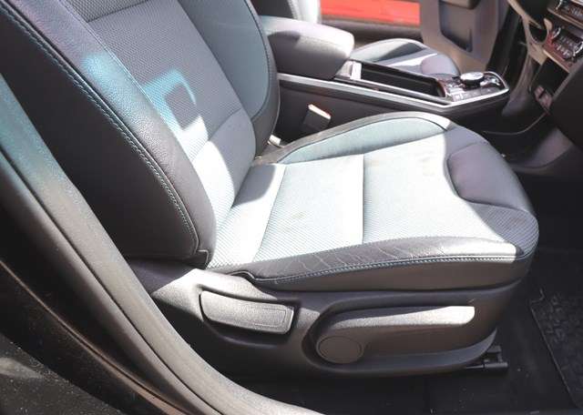Sete foran høyre til Kia Niro 2016-2021