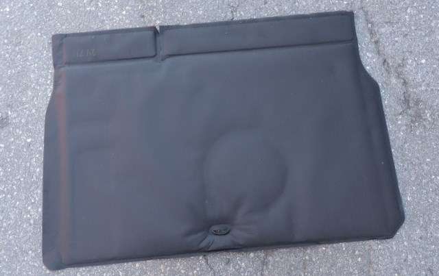 Bagasjerom teppe/gulvplate til Peugeot 208 2012-2019 (Type I)