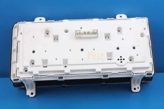 Instrumentpanel til Toyota Hiace 2007-2012 (Fase 3)