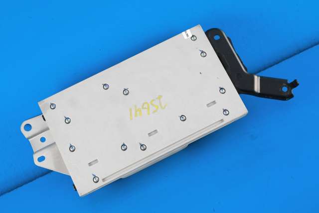 Bilstereo forsterker til Toyota Land Cruiser 150 2014-->> (Fase 2) (TOYOTA|86280-60650|)