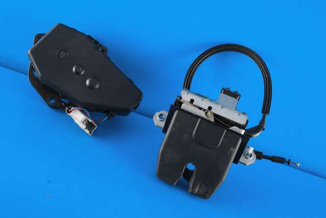 Baklukelås til Land Rover Range Rover, Evoque 2011-2019 (Type I) (LAND ROVER|BJ32-442A66-AB|AF63-14B529-AE|)