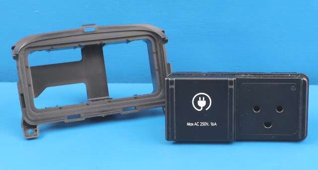 Dashbord diverse til Hyundai Kona 2024-->> (Type II)  (HYUNDAI|916B2-BF010|)