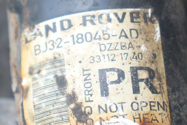 Fjærbein høyre foran til Land Rover Range Rover, Evoque 2011-2019 (Type I)  (LAND ROVER|BJ32-18045-AD|)