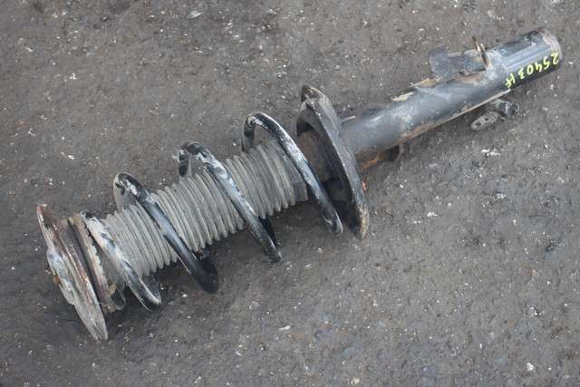 Fjærbein høyre foran til Land Rover Range Rover, Evoque 2011-2019 (Type I)  (LAND ROVER|BJ32-18045-AD|)