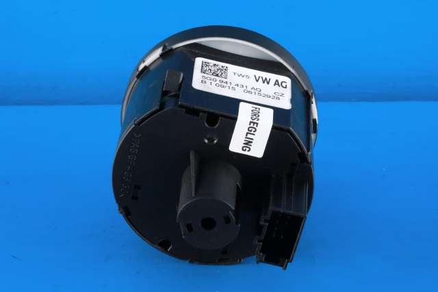 Bryter lys til VW Golf VII 2012-2017 (Fase 1)  (VAG|5G0 941 431 AQ|)