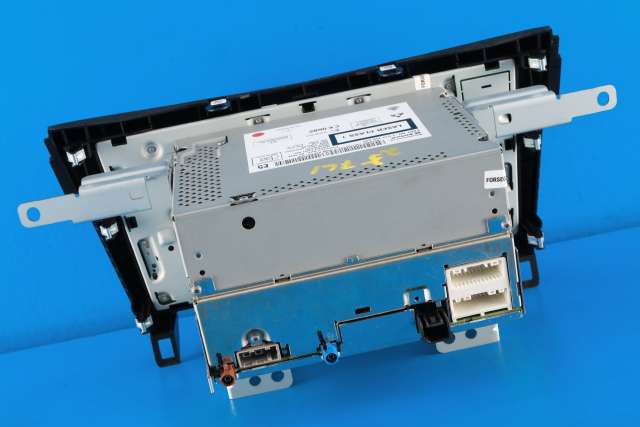Bilstereo navigasjon til Nissan X-Trail 2014-2022 (T32) (T32) (BOSCH|7 513 750 235|25915-4ET0A|)