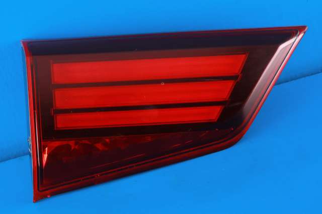 Baklykt venstre indre til Mitsubishi Outlander, 2015-->> (Type III, Fase 2)  