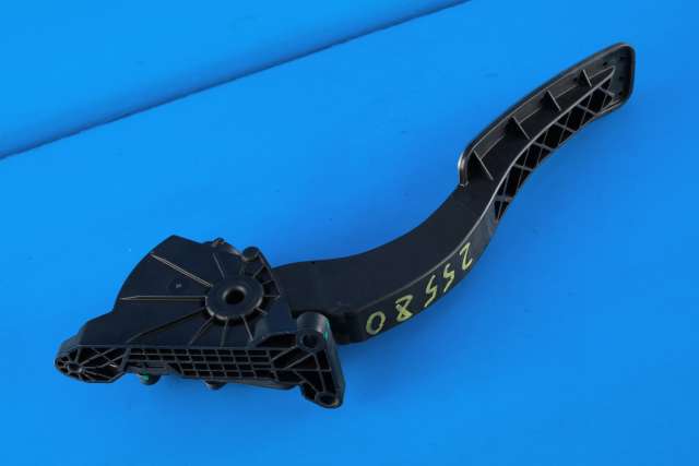 Pedal gass til MG Marvel R 2021-->>  (501003-02|)