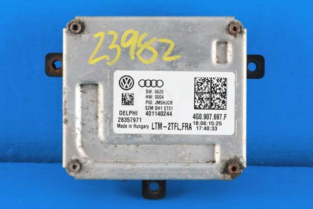 Styreenhet lys (LCM - Light Control Module) til VW Passat 2015-2019 (Fase 1) (B8) (B8) (VAG|4G0 907 697 F|)