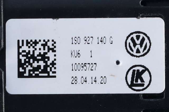 Bryter nødblink til VW E-Up 2013-2019  (1S0 927 140 G|)