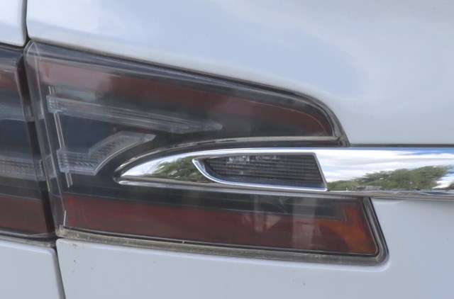 Baklykt venstre indre til Tesla Model S, 2016-2021 (Fase 2)  
